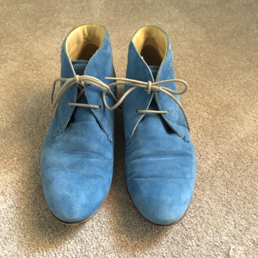Tod’s lace up booties RARE